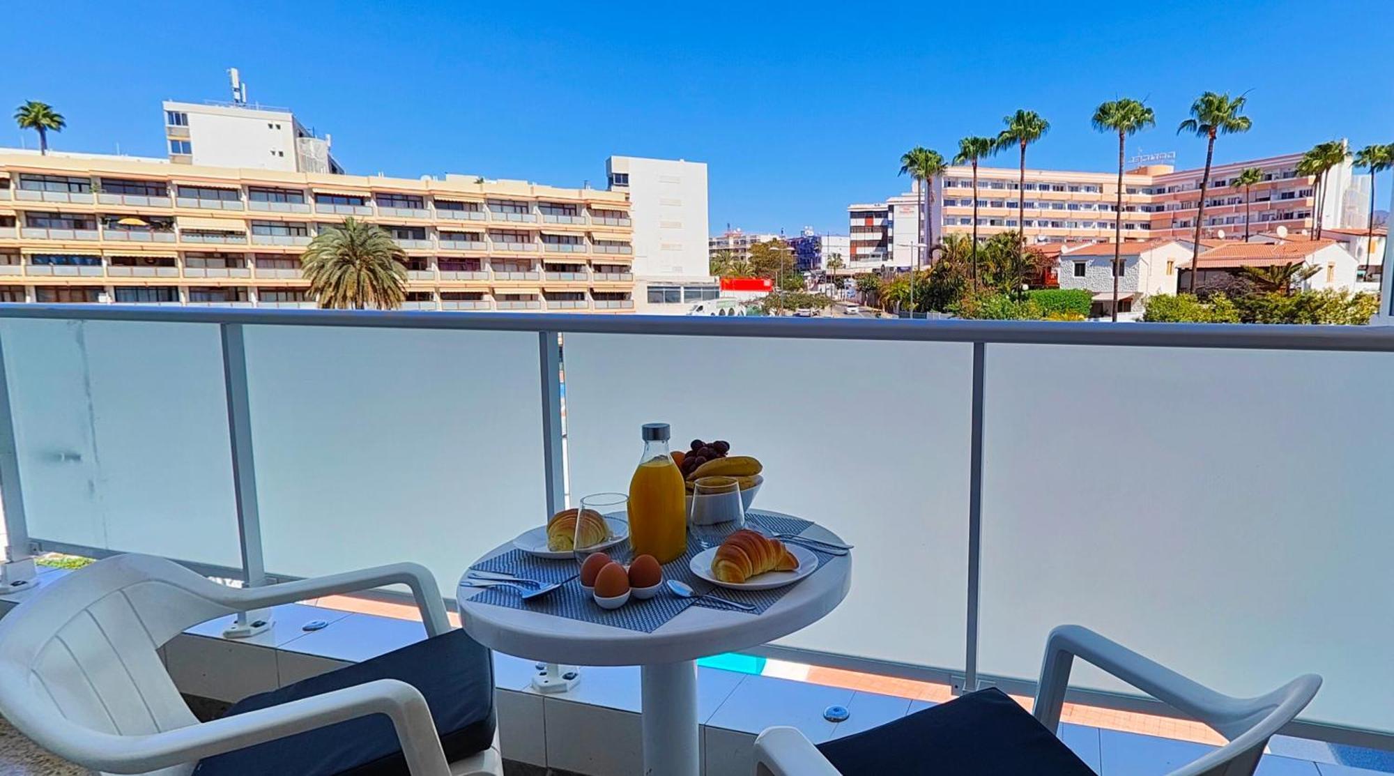 Apartment In The Heart Of Playa Del Ingles San Bartolomé Екстериор снимка
