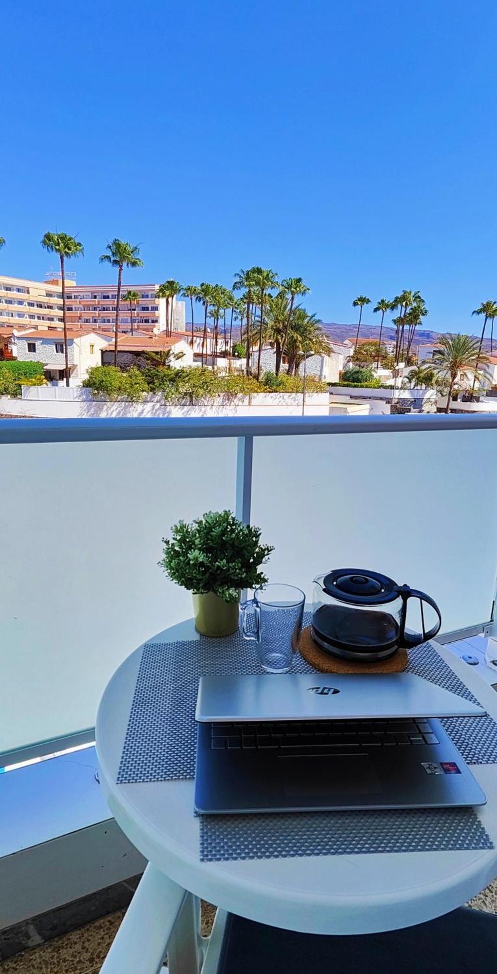 Apartment In The Heart Of Playa Del Ingles San Bartolomé Екстериор снимка